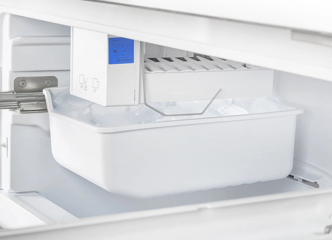 Forno Products Moena - 36" French Door Refrigerator 19cu.ft FFRBI1820-36SB 13 Forno Products Moena - 36" French Door Refrigerator 19cu.ft FFRBI1820-36SB - Image 11