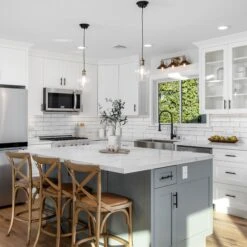 ZLINE Over The Range Convection Microwave Oven With Modern Handle And Sensor Cooking (MWO-OTR) 32 ZLINE Over The Range Convection Microwave Oven With Modern Handle And Sensor Cooking (MWO-OTR) -Home And Outdoor MWO OTR 30 APL KF BM SAS 33 Dillons House