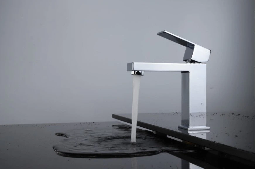 Lexora Monte Stainless Steel Single Hole Bathroom Faucet, Chrome Finish 4 Lexora Monte Stainless Steel Single Hole Bathroom Faucet, Chrome Finish - Image 3