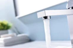 Lexora Monte Stainless Steel Single Hole Bathroom Faucet, Chrome Finish 14 Lexora Monte Stainless Steel Single Hole Bathroom Faucet, Chrome Finish -Home And Outdoor Screenshot2021 04 20180334