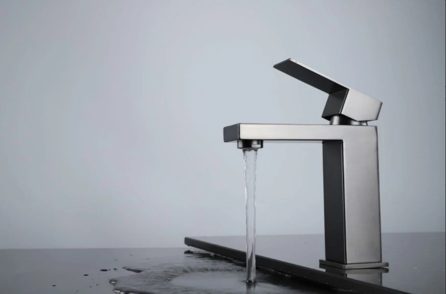 Lexora Monte Stainless Steel Single Hole Bathroom Faucet, Gun Matte Finish 5 Lexora Monte Stainless Steel Single Hole Bathroom Faucet, Gun Matte Finish - Image 3