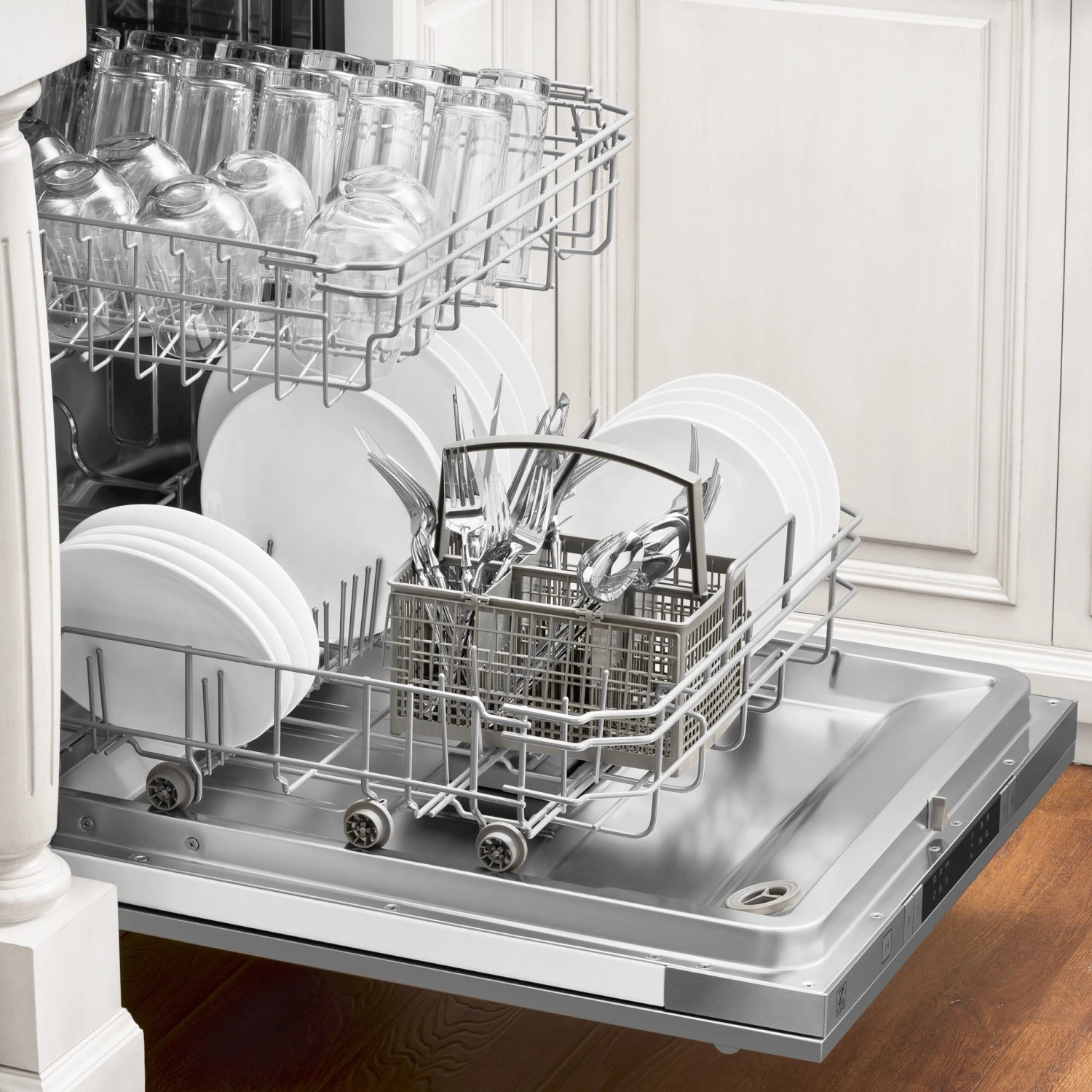 ZLINE 24 In. Top Control Dishwasher 120-Volt With Stainless Steel Tub And Traditional Style Handle 9 ZLINE 24 In. Top Control Dishwasher 120-Volt With Stainless Steel Tub And Traditional Style Handle - Image 7