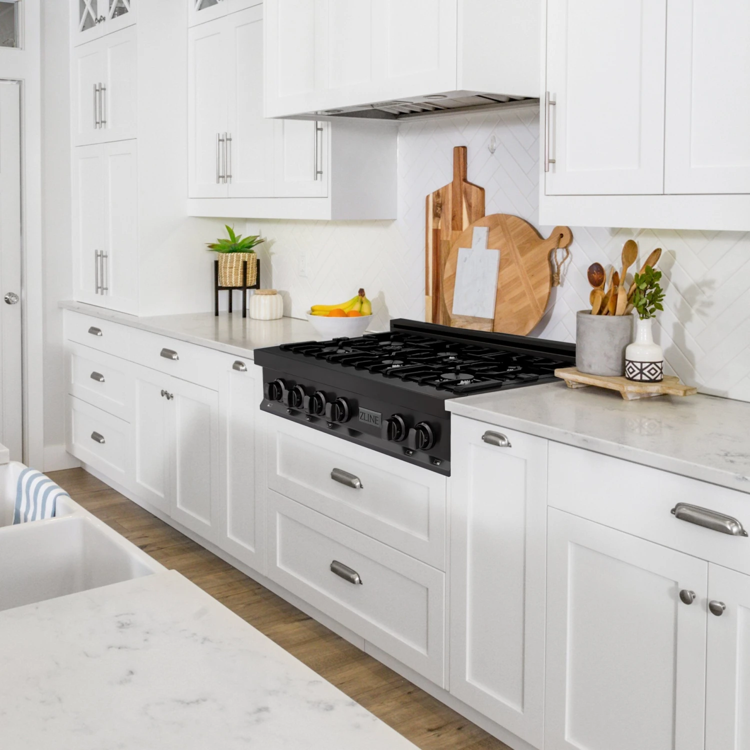 ZLINE 30" Porcelain Gas Stovetop In Black Stainless Steel With 4 Gas Burners (RTB-30) 13 ZLINE 30" Porcelain Gas Stovetop In Black Stainless Steel With 4 Gas Burners (RTB-30) - Image 11