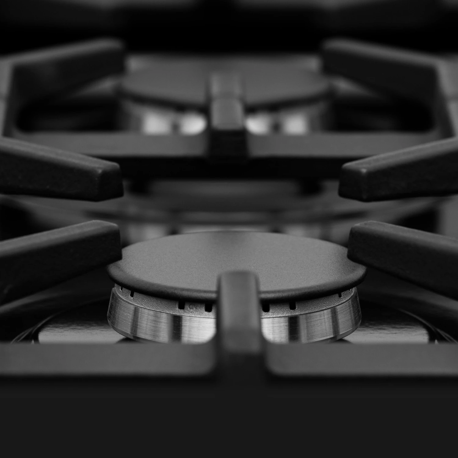 ZLINE 30" Porcelain Gas Stovetop In Black Stainless Steel With 4 Gas Burners (RTB-30) 8 ZLINE 30" Porcelain Gas Stovetop In Black Stainless Steel With 4 Gas Burners (RTB-30) - Image 6