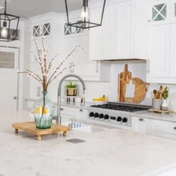 ZLINE Autograph Edition 36" Porcelain Rangetop With 6 Gas Burners In DuraSnow® Stainless Steel And Matte Black Accents (RTSZ-36-MB) -Home And Outdoor zline professional durasnow gas rangetop RTSZ 36 MB lifestyle 2 6ff18355 4969 4cdb 83cb bbf13bac85ad